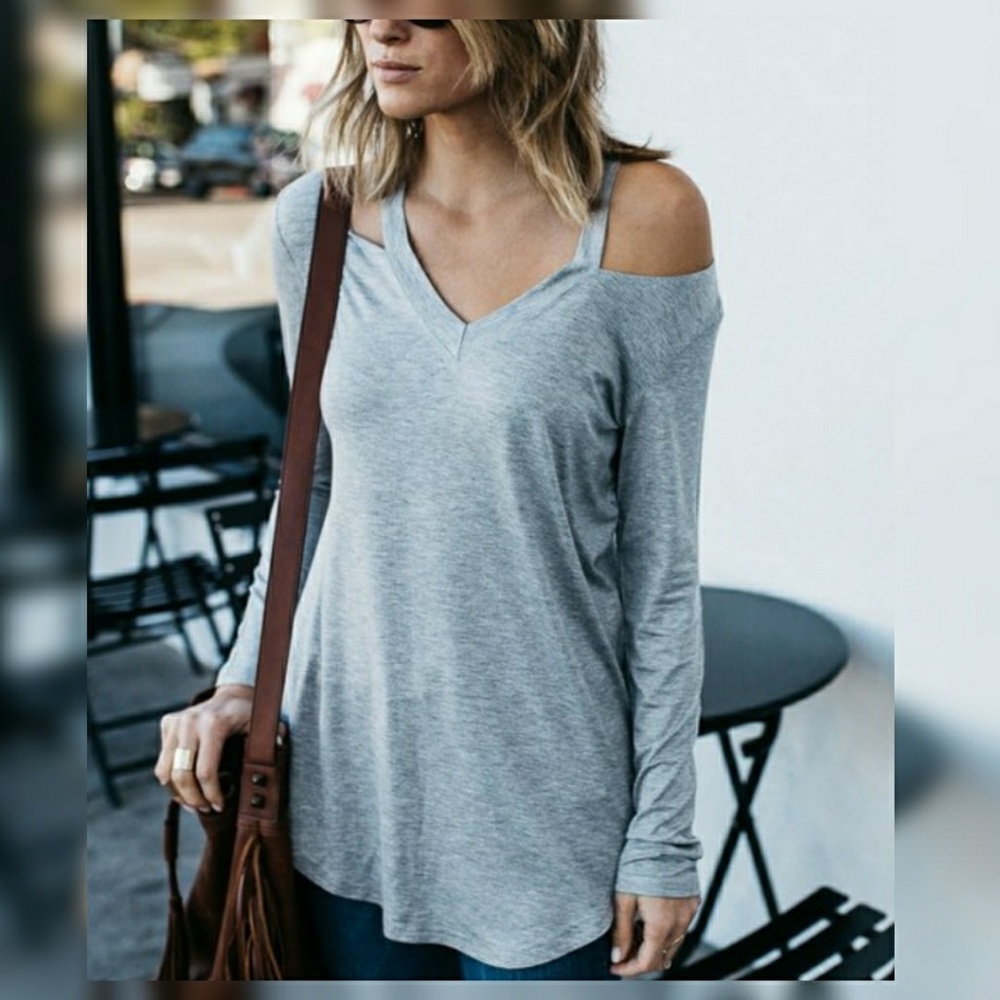 Light Gray Longsleeve Cutout Top - Picture 1 of 1